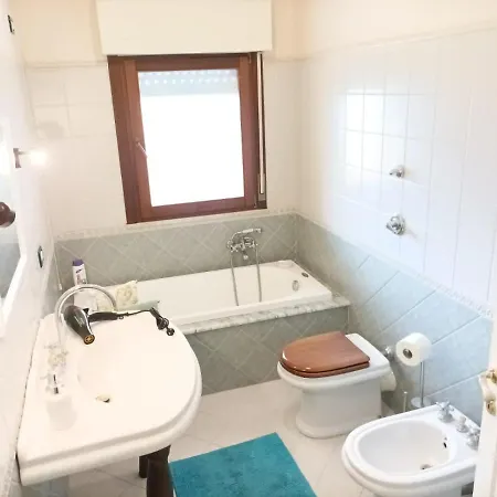 Semplice Bnb Amoroso Guest house *